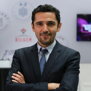 Dr. İsmail Güneş